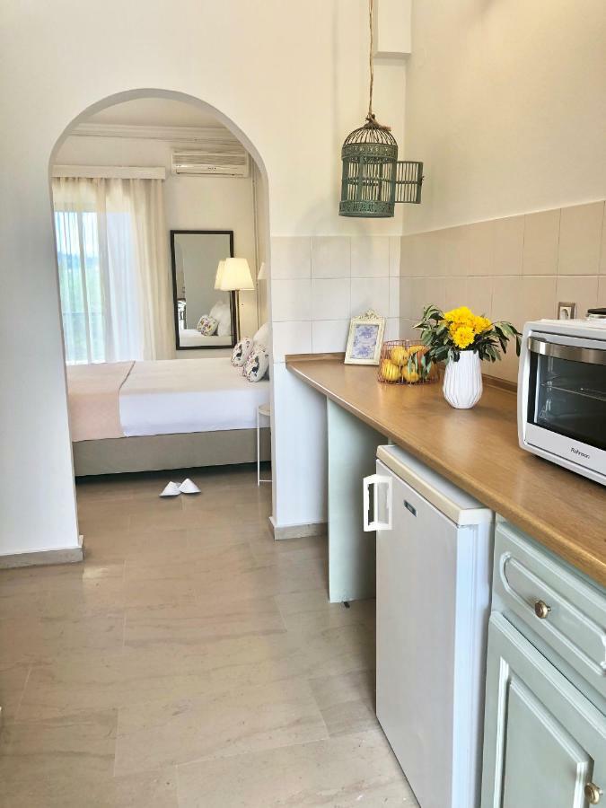 Nikoleta'S Corfu Apartments Gouvia Ngoại thất bức ảnh